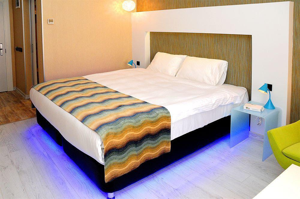 Tempo Hotel 4Levent Istanbul Exteriör bild